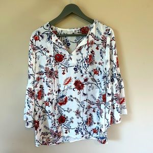 NWOT Violet & Claire Blouse Size M